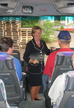 Frau Strate sagt "tschss"