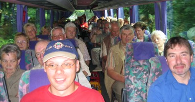 wieder im Bus